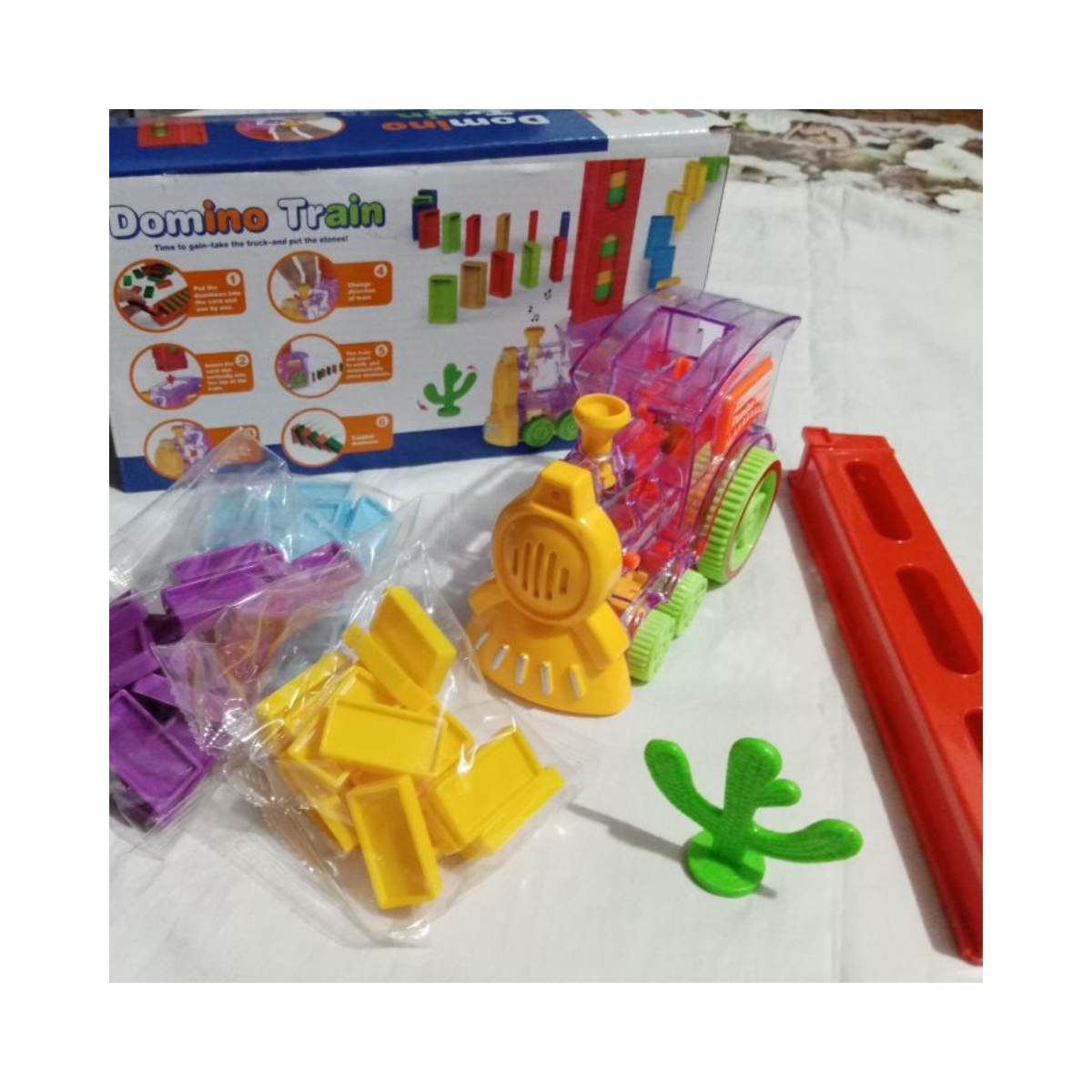Tren de Dominó Organizador con Luces y Música | Diversión Automática para Pequeños Ingenieros